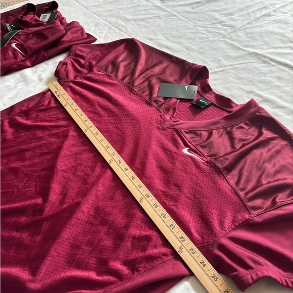 Lot of (4)Nike Burgundy Athletic Shirt 3XL - Picture 6 of 6